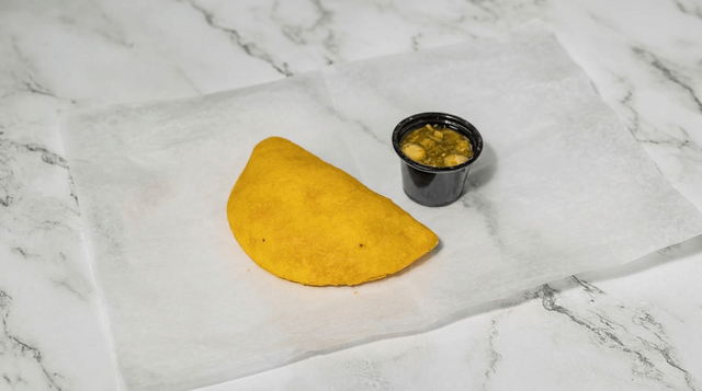 Empanada de Queso (Cheese).